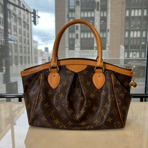 This Louis Vuitton Tivoli PM